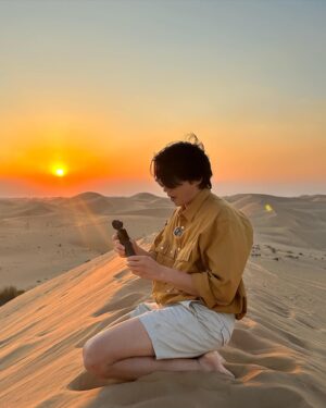 Park Eun-seok Instagram - Desert Safari in Abu Dhabi. Unforgettable moment riding through the desert sand dunes and bbq at sunset. 
아부다비에서 겨울 맞이☀️
낭만적인 사막 그리고 선셋 바비큐
.
.
#InAbuDhabi
@visitabudhabi