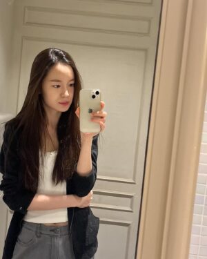 Park Hae-eun Instagram - 🌠