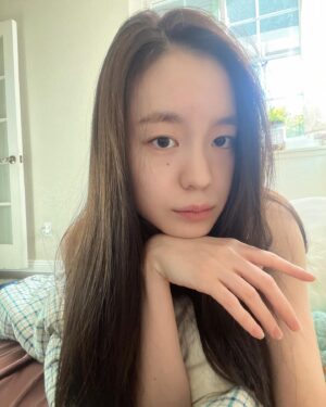 Park Hae-eun Instagram - Byebye 9월