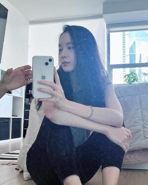 Park Hae-eun Instagram - Weekend 🪷