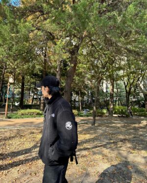 Park Hyeong-seop Instagram - 🍃🍂📸😉