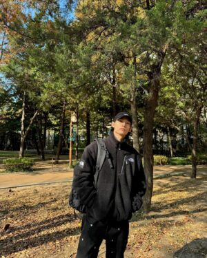 Park Hyeong-seop Instagram - 🍃🍂📸😉