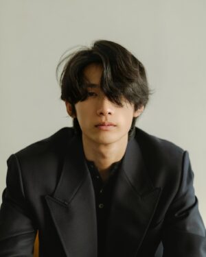 Park Hyeong-seop Instagram - @antweekly