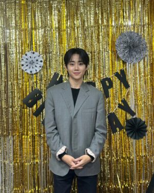 Park Ji-bin Instagram - 모두 고마워요오 🩵💙 #314