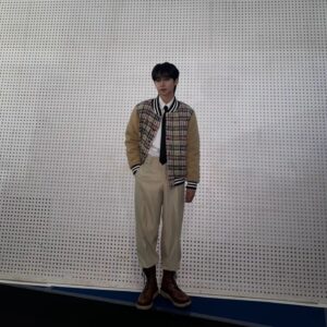Park Ji-bin Instagram - 초대해주셔서 감사합니다 🙏

#서울패션위크 #곽현주컬렉션