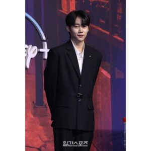 Park Ji-bin Instagram - 디즈니플러스 <킬러들의쇼핑몰> 공개되었습니다!
많관부 🫣  예쁜사진 감사합니다🌸

#디즈니플러스 #disneypluskr #킬러들의쇼핑몰 #ashopforkillers