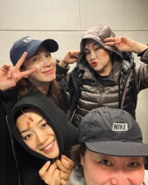 Park Jun-myun Instagram - 우리 대구왔어요 ~ #레미제라블대구