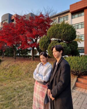 Park Jung-woo Instagram - #20세기소녀 #넷플릭스 #netflix 
따뜻했던 20세기 소녀
즐거웠어 너무너무 고마워요 😋
#20thcenturygirl #김유정 #변우석 #노윤서 #박정우