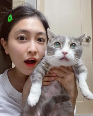 Park Min-ji Instagram - I love summer 🥲💕