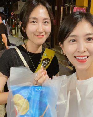 Park Min-ji Instagram - I love summer 🥲💕