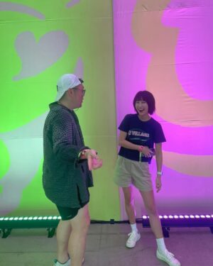 Park Min-ji Instagram - 사랑하는 나의 빵꾸똥꾸들이 늘 행복하구
낄낄거릴 수 있기를 💖 히히힣

@asianpopfestival_kr