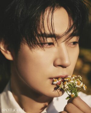 Park Seo-ham Instagram - @spotlight.magazine_