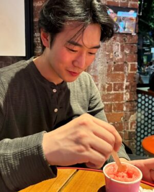 Park Seo-ham Instagram - ⬜️