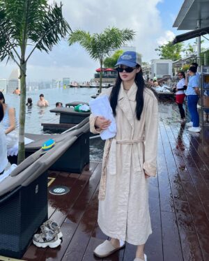 Park Seung-yeon Instagram - summer in Jan.  ʕ”̮ॽु⋆⁺₊