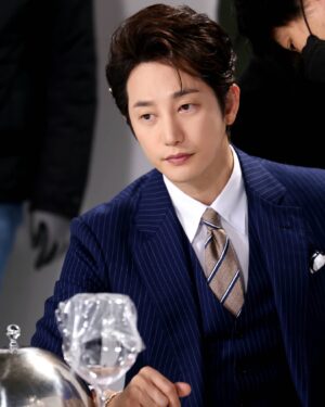 Park Si-hoo Instagram - 즐거운 하루 보내세요❤
#멘탈리스트 #mentalist