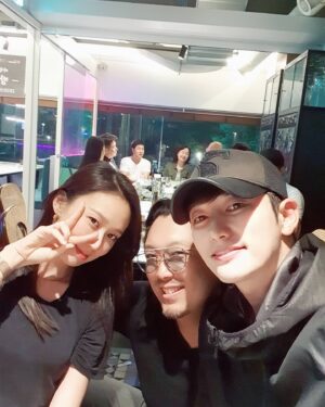 Park Si-hoo Instagram - 이번주 마지막 방송 기대해 주세요😊🤞
#바람과구름과비