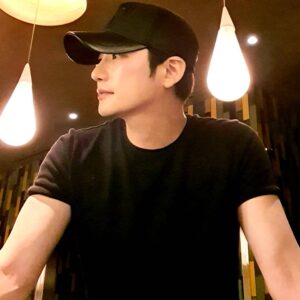 Park Si-hoo Instagram - 좋은 하루 보내요❤✌