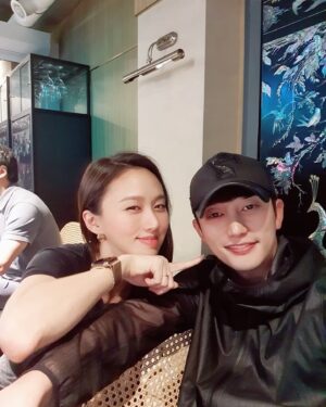 Park Si-hoo Instagram - 이번주 마지막 방송 기대해 주세요😊🤞
#바람과구름과비