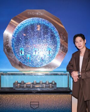 Park Sung-hoon Instagram - 태그호이어 아쿠아레이서 프로페셔널 300 출시 🥰

#태그호이어 #태그호이어아쿠아레이서 #아쿠아레이서프로페셔널300 #TAGHeuer #TAGHeuerAquaracer #AquaracerProfessional300