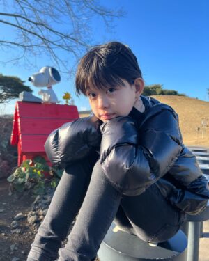 Park Ye-rin Instagram - 💙🖤💙🖤
#jeju