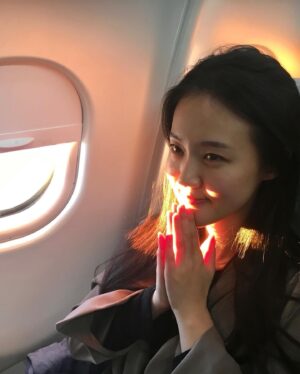 Park Ye-yeong Instagram - 여행 가고 싶습니다만