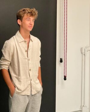 Parker Bates Instagram - More pics from the photoshoot. Also don’t mind the sweatpants it was jus headshots:)👍🏻