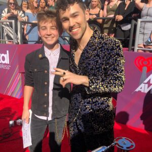 Parker Bates Instagram - Be sure to follow @iheartradio to catch my interviews with some of my favorite artists!!!
🕺🏻@iheartradiomusicawards2019
🕺🏻
@styledbylmc 
@zara
@ladidakids
@lovestrength_xo
@jamesharperclothing