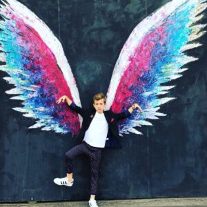 Parker Bates Instagram - “Don’t be afraid, spread those wings and fly!!!” #bebrave #dreambig #dobigthings