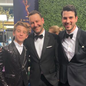 Parker Bates Instagram - From the carpet...@televisionacademy #emmys Having a blast and celebrating with the fam!  @nbcthisisus #littlekevin🖤🖤🖤🖤🖤🖤🖤🖤🖤🖤🖤🖤Stay tuned!
@dsquared2 @styledbylmc @stevemadden @brooksbrothers @lyft #giftfromlyft✌🏻🚙