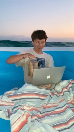 Parker Pannell Instagram - I was just trying to have a cute date night but it ended horribly 😭 #dateideas #beach #couple
