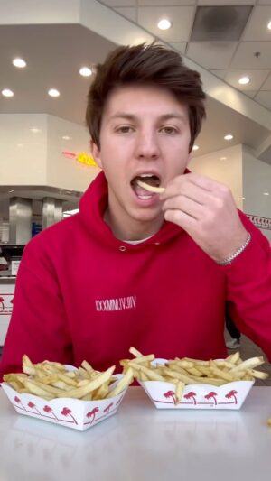 Parker Pannell Instagram - Only had to eat 29 today 😅 
#frenchfries #eating #food