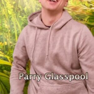 Actor Parry Glasspool HD Instagram Photos and Wallpapers December 2022