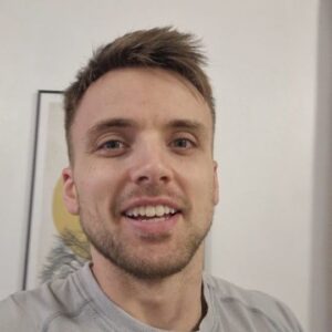 Parry Glasspool Instagram - Hi guys!
I think it cut me off, but I had about 20 minutes of unadulterated wisdom to unload on you all. I think we can all appreciate my words, and I hope you let them carry you strongly into the next year. And beyond, maybe. 

What's a message you'd like to get out to people this new year's eve?