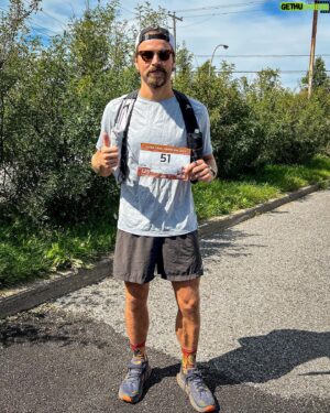 Pascal-Hugo Caron-Cantin Instagram - Vendredi 13h. Mettez-moi dans vos prières 🙏 125KM @uthc here I come. 
Number 51 baby.