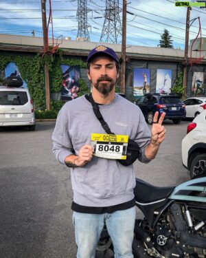 Pascal-Hugo Caron-Cantin Instagram - Demain matin, 5h, je me lance dans le 80KM du @qcmegatrail 

Je l’aborde sans pression, pour le plaisir, en route vers le 125KM de l’ @uthc 

Je vais essayer de faire des stories durant la journée, donc vous pourrez suivre tout ça!

Cheers!

-PH