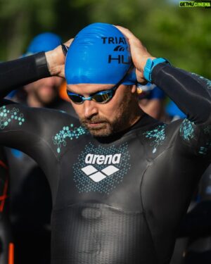 Pascal-Hugo Caron-Cantin Instagram - 🏊🏼‍♂️🚴🏼🏃🏻‍♂️💨
Merci à @arenacanada et @odlo de m’avoir équipé pour cette première expérience. 

📸 : @arichardvideo