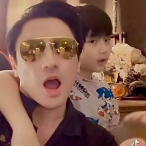 Passin Reungwoot Instagram - my son is..all my ❤️ ที่สุดเลย #daddyapassin #พี่ชอบหนูที่สุดเลย #LegoCp #legochaophaya #ilikeyouthemost #ponchet