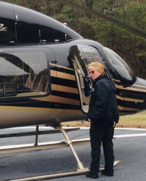 Patricia Cornwell Instagram - Do things you dream of especially if they seem unreachable. #writing #flying 
💕✍🏼💫