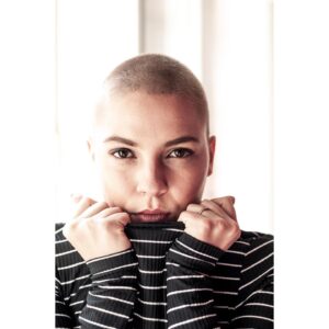 Patricia Janečková Instagram - 📸 Marie Půčková @marie.co.foti 

#portrait  #cancer #breastcancer #mastectomy #photography #picoftheday #staystrong #staypositive #power #autumn #september