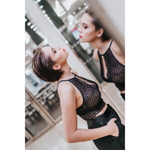 Patricia Janečková Instagram - Photo: @herecsfotakem
Styling: @tom_krpec 

#breastcancer #cancer #photoshoot #photo #picoftheday #ndm #foyer #ostrava #mood #power #operasinger #ifeelgood
