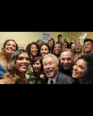 Patricia Meeden Instagram - #hollywoodinvienna2022 #photodump 🤓 and my #STUNNING #Discodress is from @alexisfegonzalez 🔥 I absolutely LOVED IT!!! Muchísimas gracias!!!❤️🙏🏽
#ilovemyjob #disney #fun #musicals #alanmenken #wien #wienerkonzerthaus #unforgettable #experience #grateful