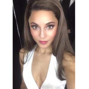 Patricia Meeden Instagram - HAPPY NEW YEAR!!🎊 •
❤️Vivian Ward❤️This role just keeps on giving. I can’t wait to spend another year full of joy and laughter at @prettywomandasmusical with the best Cast, Crew and Creative Team! Thank you guys for this wonderful experience! @dbbonds @moweryrusty @jammyprod @bryanadams 
#luckiestgirlintheworld💃🏽 I can’t wait for all the things that this year has in store for me! 🍀2020🍀 let’s do this!💪🏽⚡️🤩 #prettywomanthemusical #vivianward