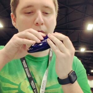 Patricia Summersett Instagram - Ocarina lerv💙

Thank you to @nicbovafett for this nuanced version of Zelda’s lullaby.
Also had a delightful convo w/  @freyas.gifts about our mutual appreciation for @thefreckledzelda 

#zeldaslullaby 
#ocarinas