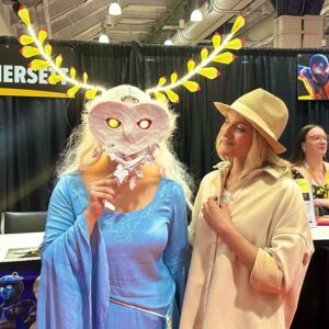 Patricia Summersett Instagram - This gorgeous Blupee left me a rupee 💎

One more day at @fanexpoboston 

#fanexpoboston 
#zeldatotkcosplay 
#blupee