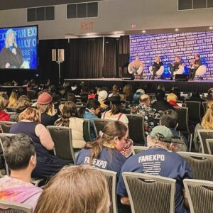Patricia Summersett Instagram - Thank you all for a beautiful weekend at @fanexpovancouver w/ the fab fabulous-ness of David Hayter and Neil Newbon 🔥

#fanexpovancouver2024 
#solidsnake #astarion #bg3