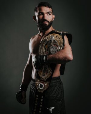 Patricio Freire Instagram - 𝙋𝙄𝙏𝘽𝙐𝙇𝙇 🇧🇷 

T-3 days until Pitbull attempts to defend his Bellator featherweight title against Jeremy Kennedy 🔥

Bellator 🤝 @takedownshop 

#BellatorBelfast | Friday March 22 | SSE Arena, Belfast 🎟️ On Sale NOW. Link in bio