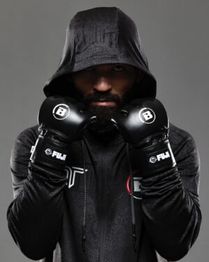 Patricio Freire Instagram - 𝙋𝙄𝙏𝘽𝙐𝙇𝙇 🇧🇷 

T-3 days until Pitbull attempts to defend his Bellator featherweight title against Jeremy Kennedy 🔥

Bellator 🤝 @takedownshop 

#BellatorBelfast | Friday March 22 | SSE Arena, Belfast 🎟️ On Sale NOW. Link in bio