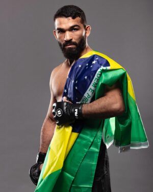 Patricio Freire Instagram - 𝙋𝙄𝙏𝘽𝙐𝙇𝙇 🇧🇷 

T-3 days until Pitbull attempts to defend his Bellator featherweight title against Jeremy Kennedy 🔥

Bellator 🤝 @takedownshop 

#BellatorBelfast | Friday March 22 | SSE Arena, Belfast 🎟️ On Sale NOW. Link in bio