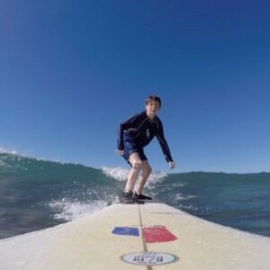 Patrick Holland Instagram - Riding the 🌊 
#surfinginhawaii