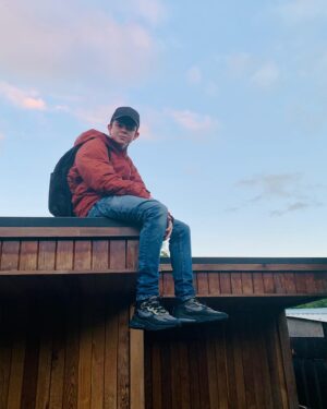 Patrick Holland Instagram - Revision can wait 🤫